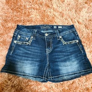 Miss Me Curvy Mid-Rise Shorts